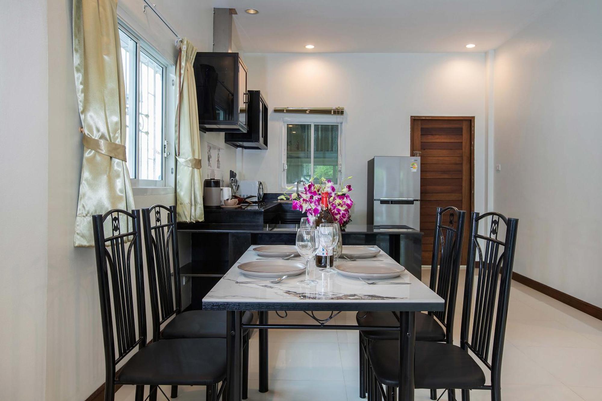 Family 2Br Villa Lancelot 3 With Jacuzzi Pool, Just 10 Min Drive Naiharn And Rawai Ban Saiyuan Luaran gambar
